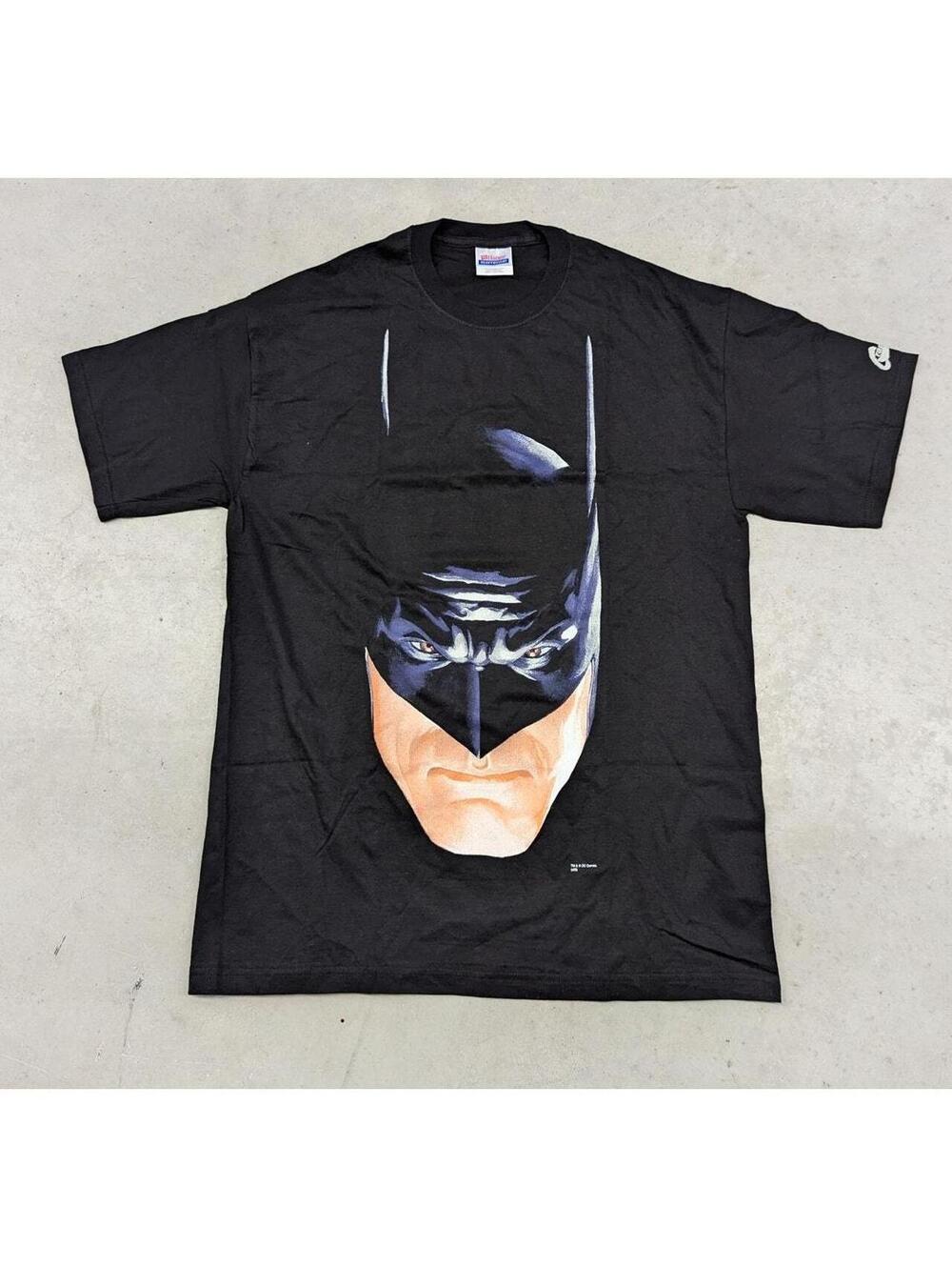 Rare 2009 Batman Alex Ross big face Graphitti t-shirt